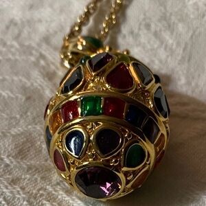 RARE COLLECTIBLE Joan Rivers Multicolor Faberge Egg Pendant Necklace 30" Chain